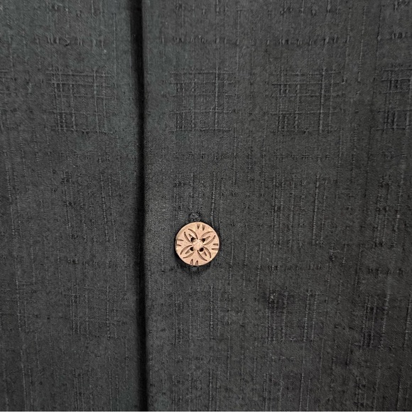 TOMMY BAHAMA Embroidered Martini Fishing Casual Shirt Size XL 100% Silk Black - Picture 5 of 10